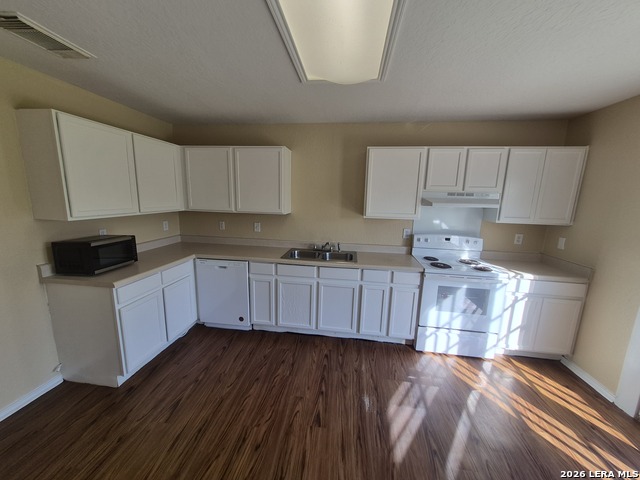 6623 Highland Grass Property Photo 13
