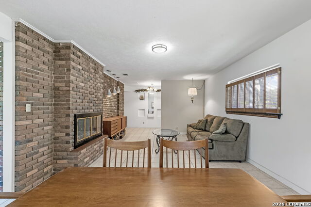 105 Hale Property Photo 4