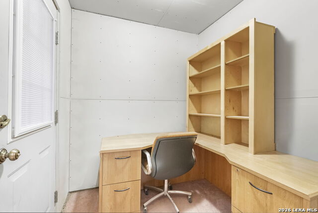105 Hale Property Photo 22