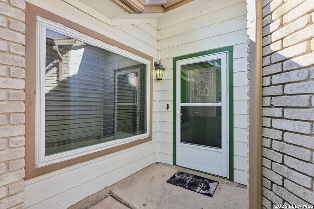 13802 Laurel Hollow Dr Property Photo 6