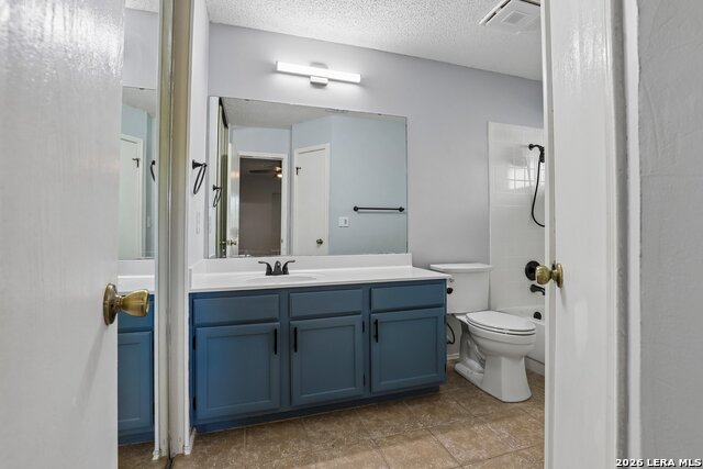 13802 Laurel Hollow Dr Property Photo 32