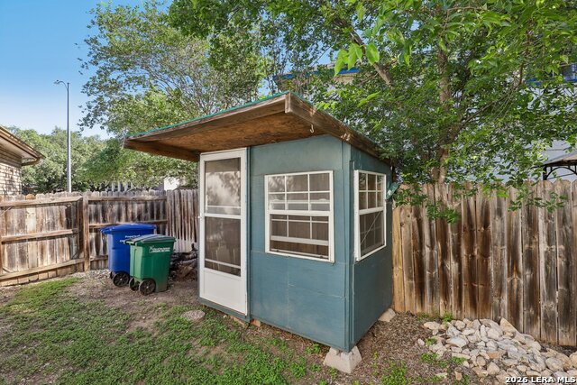 13802 Laurel Hollow Dr Property Photo 48