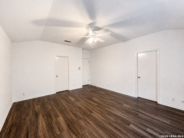 7306 Kingsland Property Photo 20