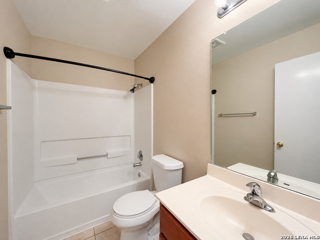 7306 Kingsland Property Photo 27