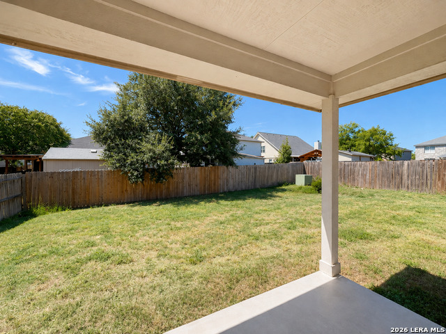 7306 Kingsland Property Photo 32