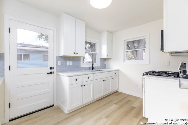 618 Santa Monica Property Photo 6