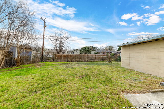 618 Santa Monica Property Photo 15
