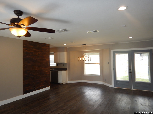 14139 Swallow Dr Property Photo 4