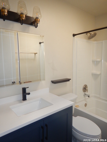 14139 Swallow Dr Property Photo 7