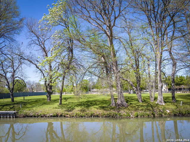 108 Cypress Property Photo 5