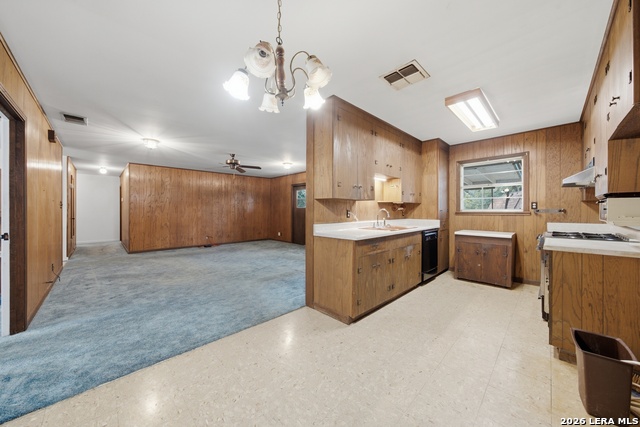 308 Meadowbrook Dr Property Photo 14