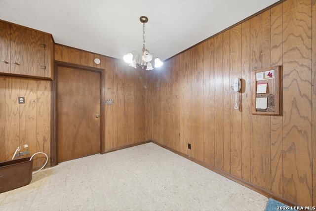 308 Meadowbrook Dr Property Photo 18