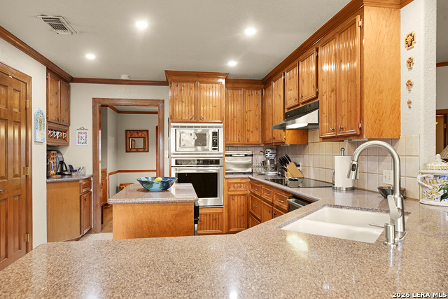343 Lorne Property Photo 5