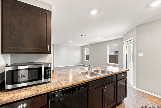8111 Autares Sq Property Photo 4