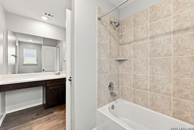 8111 Autares Sq Property Photo 16