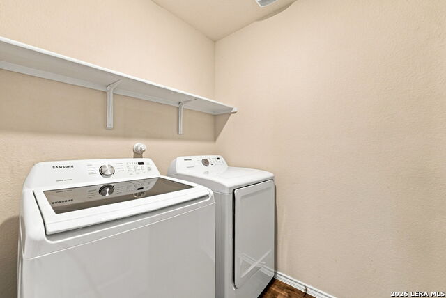 8111 Autares Sq Property Photo 18