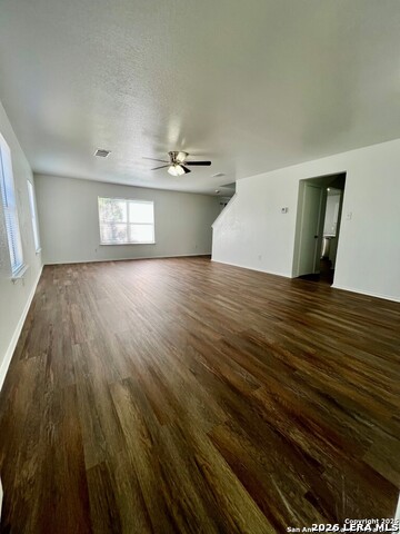 2411 Laden Mdws Property Photo 3