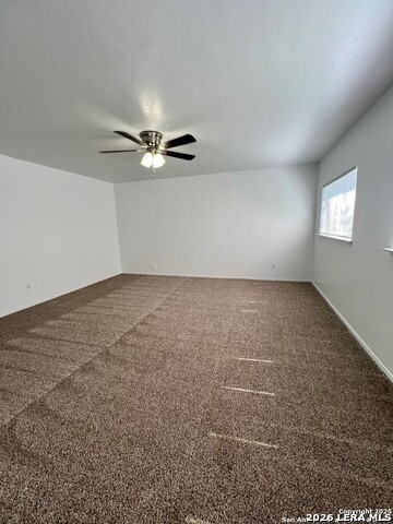 2411 Laden Mdws Property Photo 13
