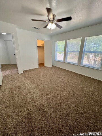 2411 Laden Mdws Property Photo 14