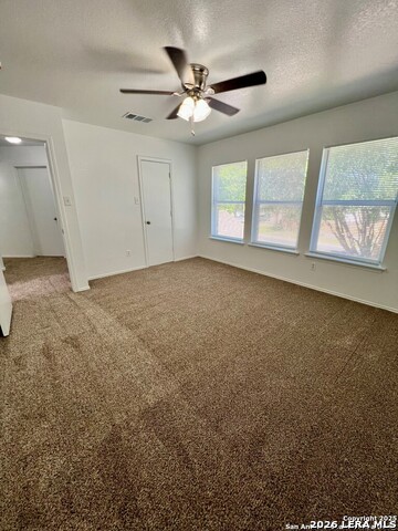 2411 Laden Mdws Property Photo 21