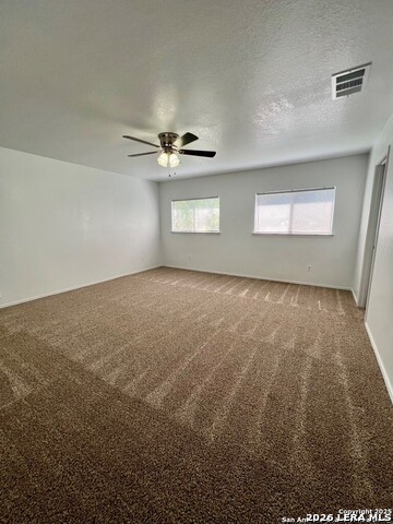 2411 Laden Mdws Property Photo 26