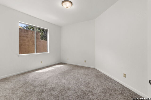 7 Littlemill Property Photo 32