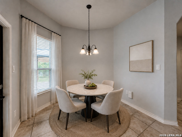 2807 Del Mar Way Property Photo 5