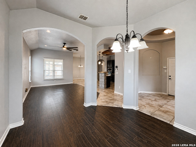2807 Del Mar Way Property Photo 13