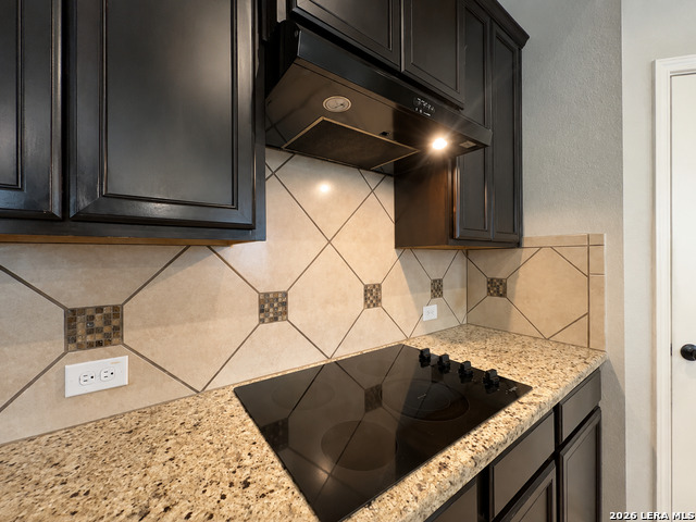 2807 Del Mar Way Property Photo 17