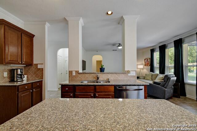 20510 Ashmont Property Photo 12