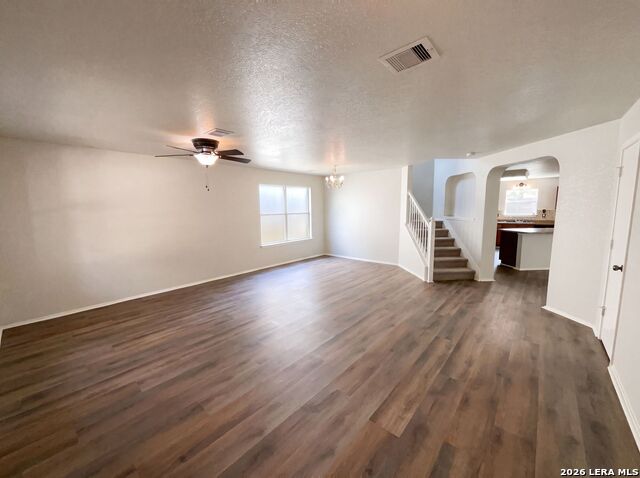 603 Mathis Mdw Property Photo 3