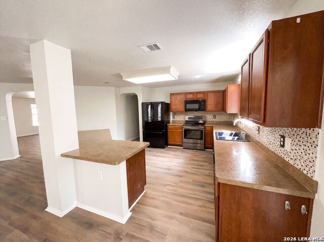 603 Mathis Mdw Property Photo 11