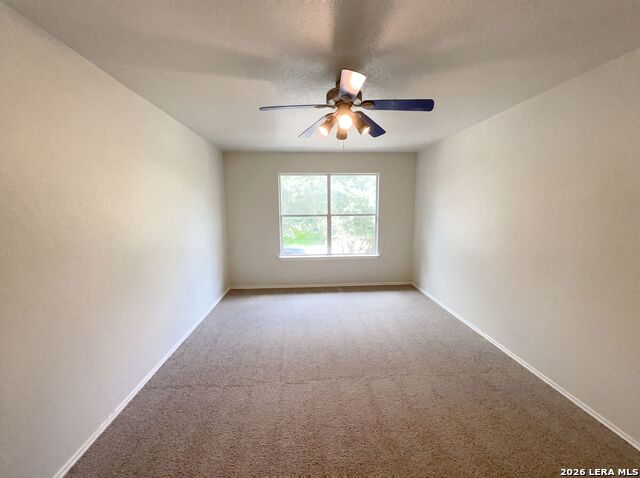 603 Mathis Mdw Property Photo 14
