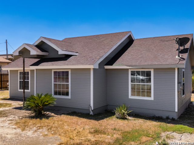 65 School Circle Property Photo 2