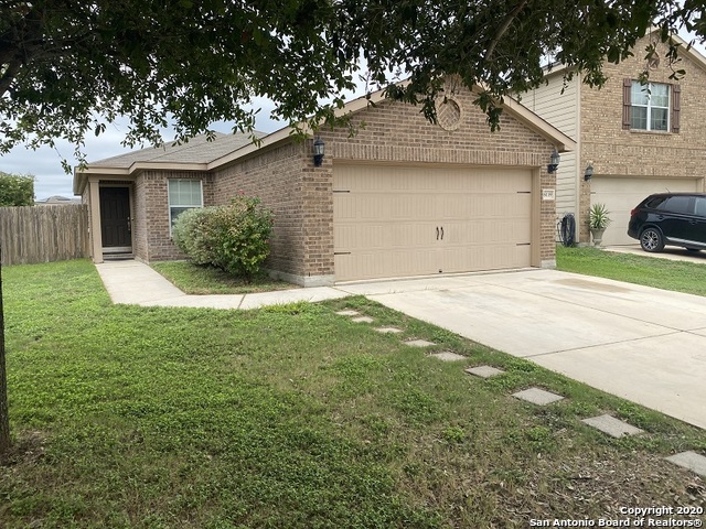 6119 Luckey Run Property Photo 1