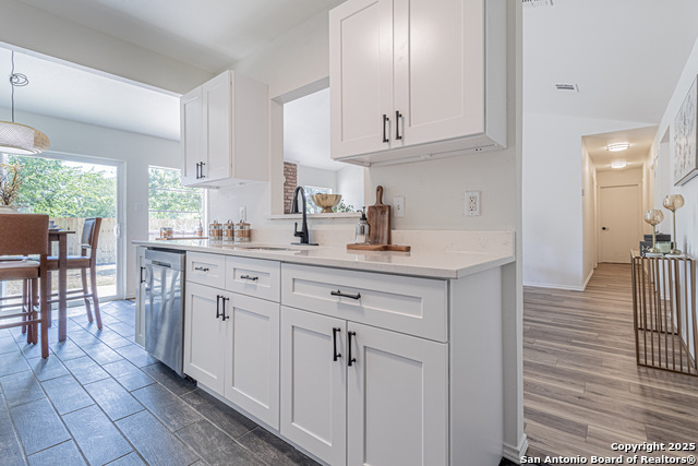 1142 Churing Property Photo 19