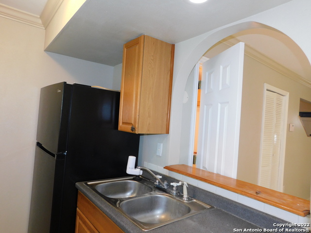 7322 Oak Manor Dr Property Photo 8