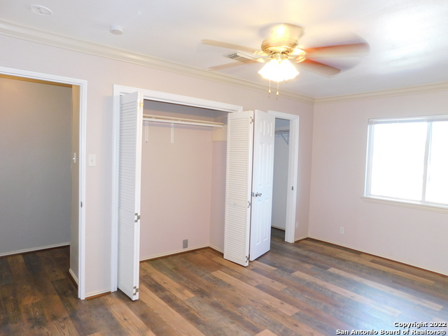 7322 Oak Manor Dr Property Photo 9