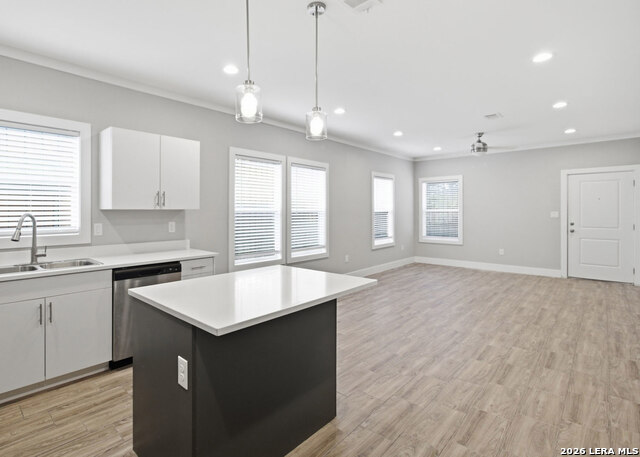 2115 W Houston St Property Photo 7