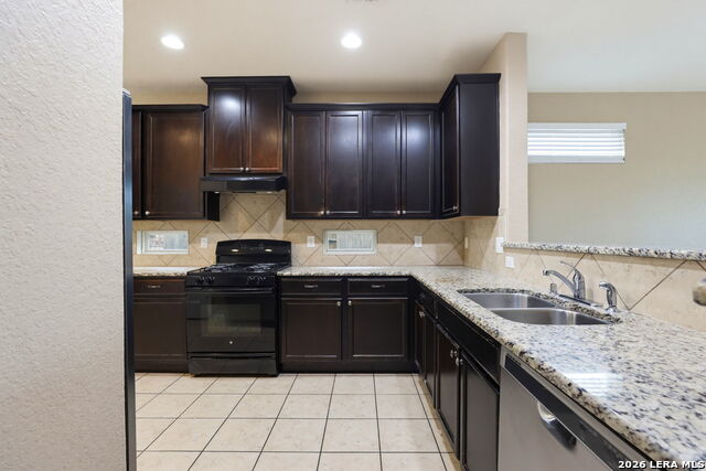 22862 Allegro Creek Property Photo 6