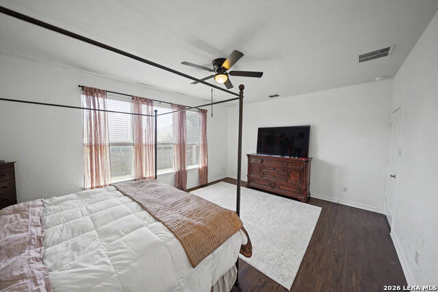 512 Landmark Gate Property Photo 23