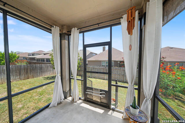 512 Landmark Gate Property Photo 37