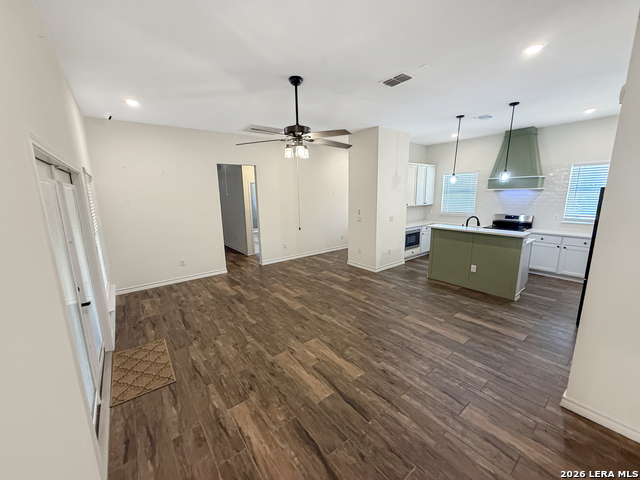 12730 El Sendero St Property Photo 25