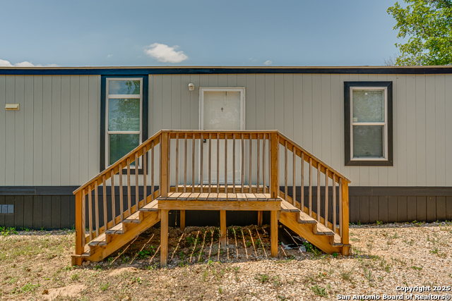 78 Spanish Oak Rd Property Photo 7