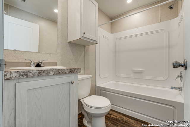 78 Spanish Oak Rd Property Photo 29