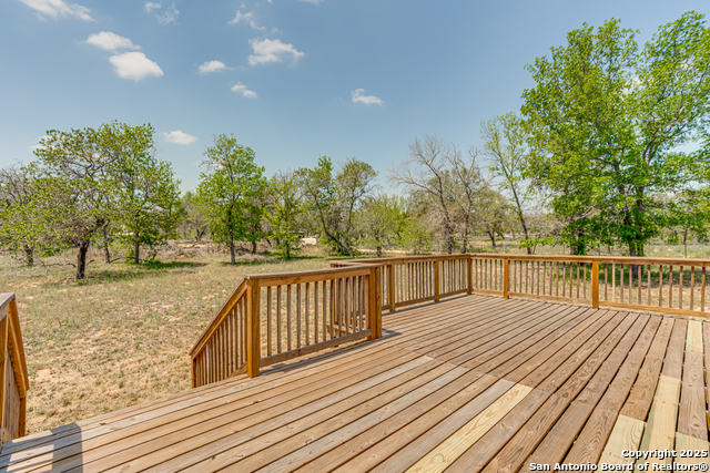 78 Spanish Oak Rd Property Photo 32