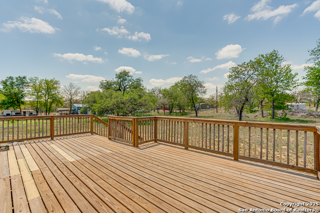 78 Spanish Oak Rd Property Photo 33