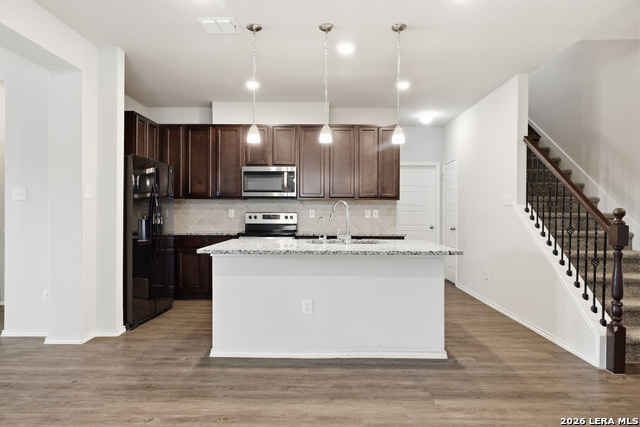 7923 Navarro Mls Property Photo 4