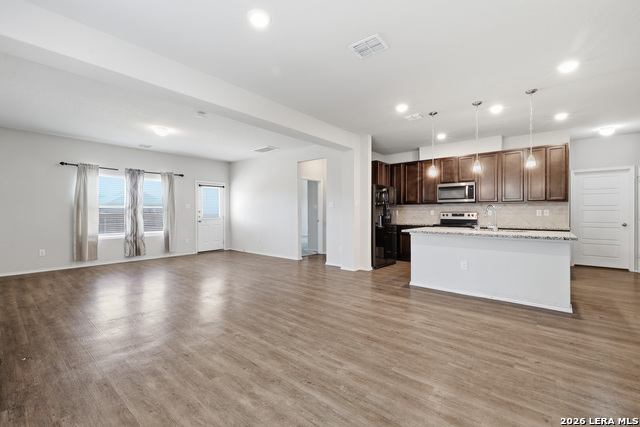 7923 Navarro Mls Property Photo 8