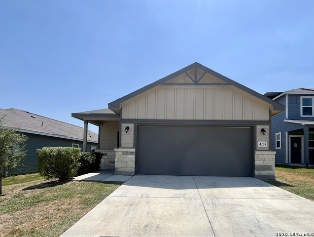 4238 Admirals Bnd Property Photo 2